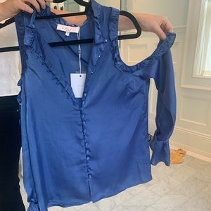 cut-out shoulder, long sleeve, blue top